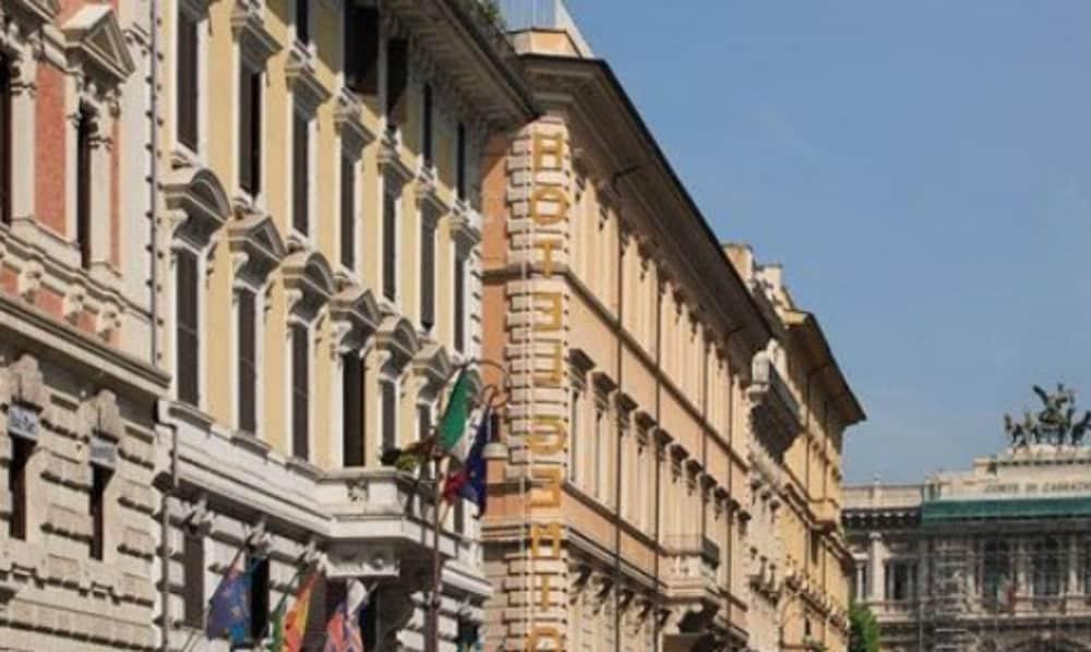 Hotel Genio Roma Exterior foto