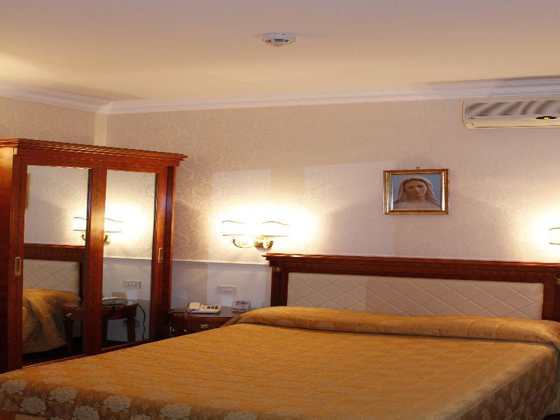 Hotel Genio Roma Exterior foto